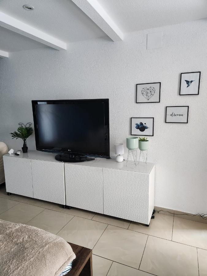 Suite 2 Lits Auberge Du Manala Hotel 24 24 Proche Basel سا لووي المظهر الخارجي الصورة