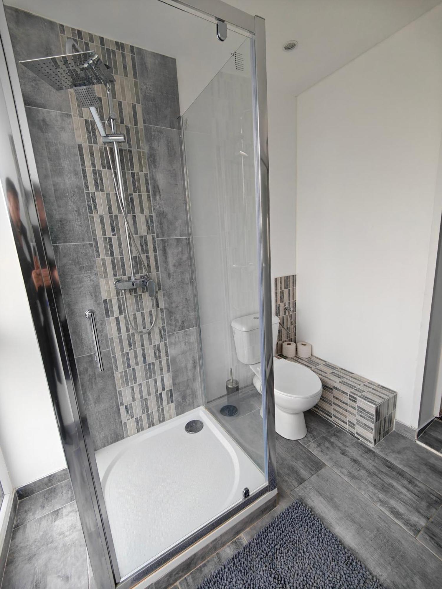 Suite 2 Lits Auberge Du Manala Hotel 24 24 Proche Basel سا لووي المظهر الخارجي الصورة
